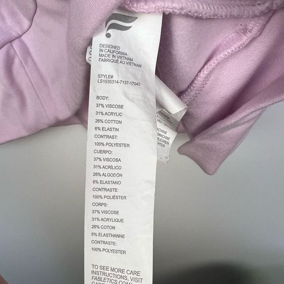 Fabletics V Neck Sweatshirt Pullover Top w Pockets Baby Pink Athleisure size M - Picture 7 of 10